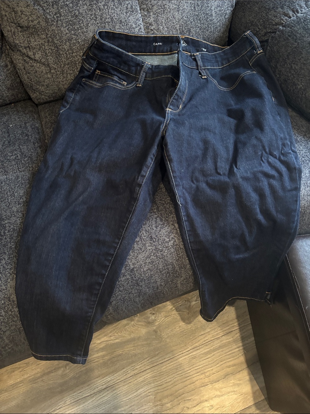 Women’s Jean capris.
St John’s Bay